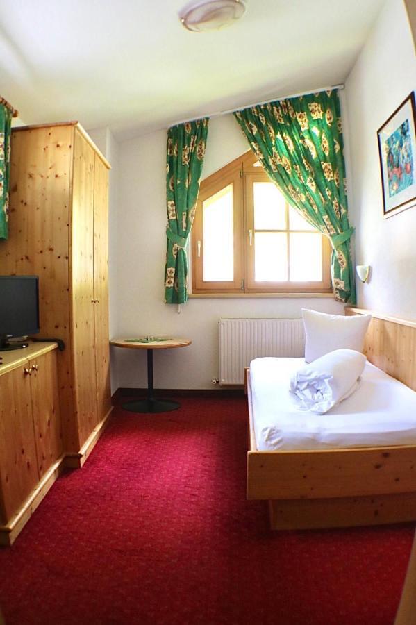 Hotel Garni Litzner Ischgl Eksteriør billede